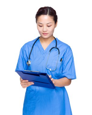 kadın doktor panosuna yazma