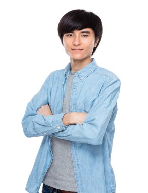 kollarını çapraz yakışıklı adam