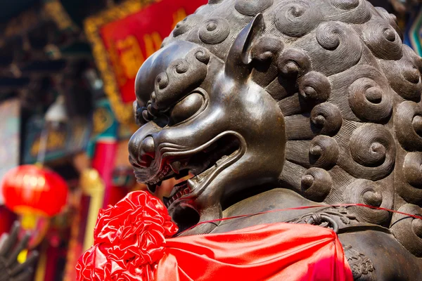 Chinesische Löwenstein-Statue — Stockfoto