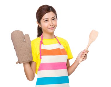 eldiven ve gereçler ile ev hanımı