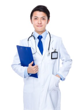 Pano ile erkek doktor