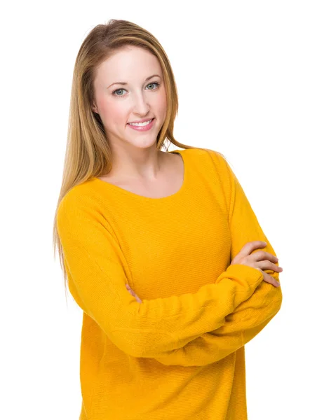 Young woman with arms crossed — Stock Photo, Image