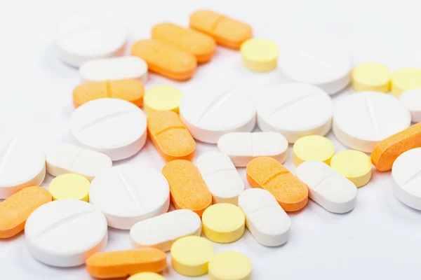 Medische tabletten en capsules — Stockfoto