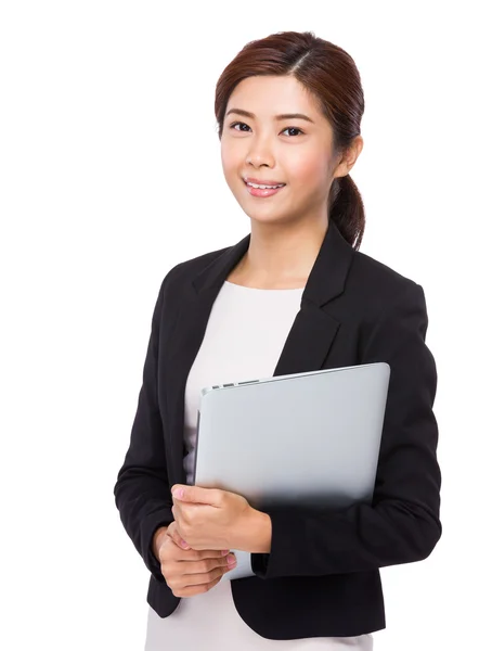 Geschäftsfrau mit Laptop — Stockfoto