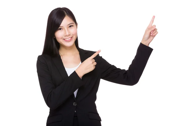 Young asian businesswoman pointing — Stock Photo, Image