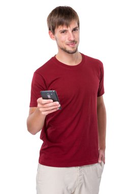 cep telefonu kullanan genç adam