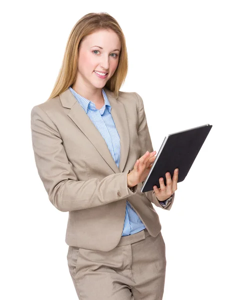 Businesswoman using digital tablet — Stock Photo, Image