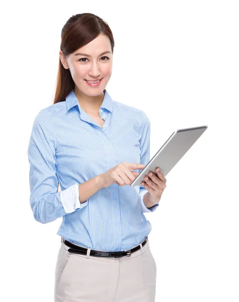 Businesswoman using digital tablet — Stock Photo, Image