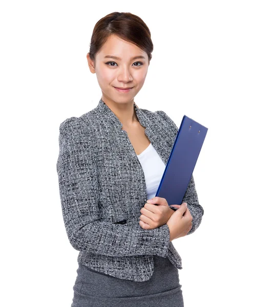 Businesswoman with clipboard — Stock Photo, Image