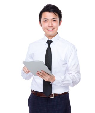 tablet ile genç işadamı
