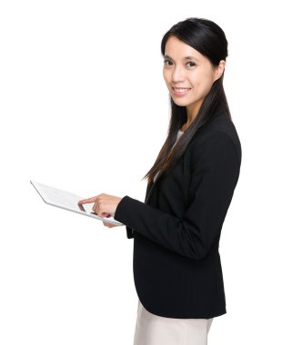 iş kadını ile dijital tablet