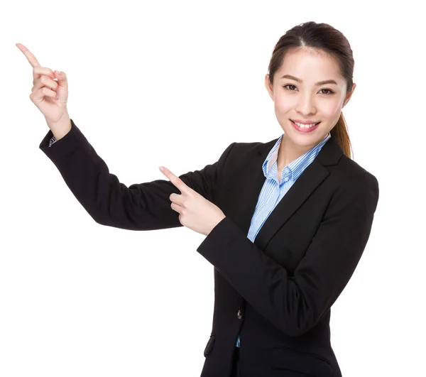 Mujer de negocios con dos dedos apuntando hacia arriba — Foto de Stock