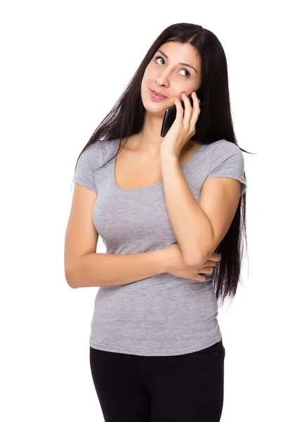 Woman talking on mobile phone — Stock Photo, Image