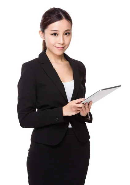 Businesswoman using digital tablet — Stock Photo, Image