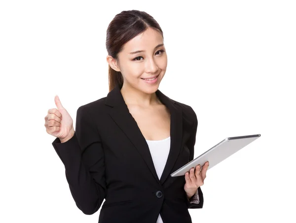 Businesswoman with tablet and thumb up — Stock Photo, Image
