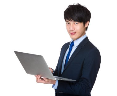 Not defterini kullanarak iş adamı