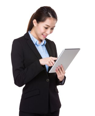 iş kadını ile dijital tablet