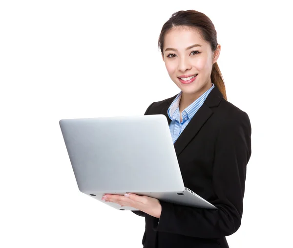 Businesswoman using notebook — Stock Photo, Image