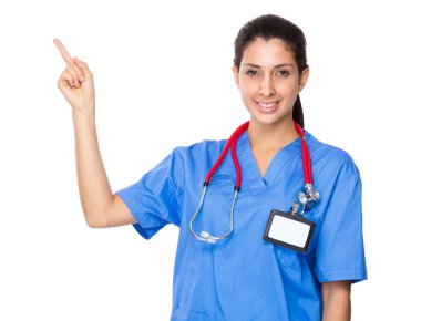 Doktor parmak noktası ile