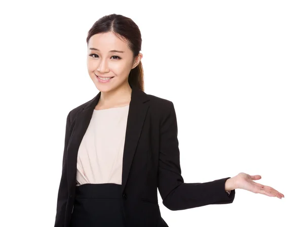 Businesswoman with open hand palm — Stock Photo, Image