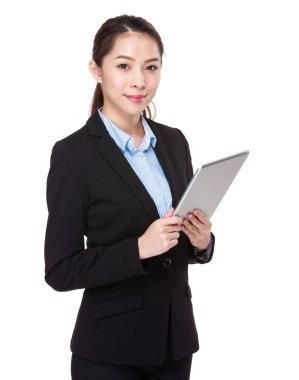 iş kadını ile dijital tablet
