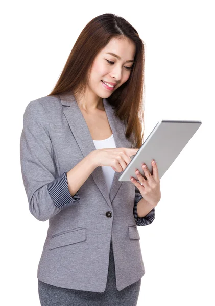 Businesswoman using digital tablet — Stock Photo, Image