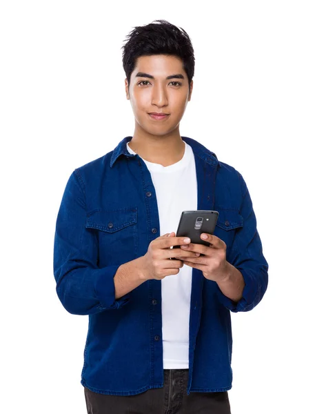 Man using mobile phone — Stock Photo, Image