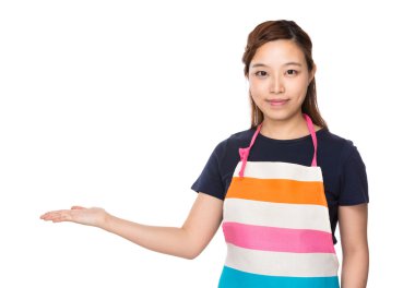 Açık el palm ile ev hanımı