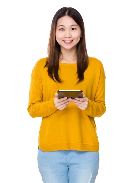 Woman with digital tablet — Stock Photo, Image