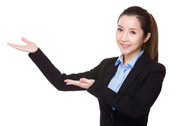 Businesswoman with open hand palms — Stock Photo, Image