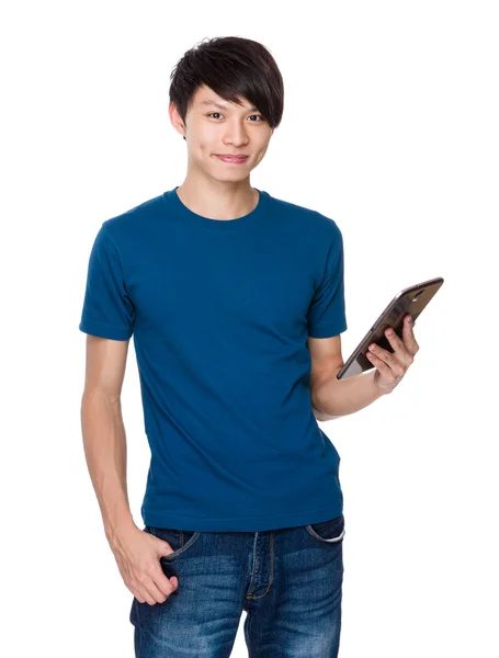 Man using digital tablet — Stock Photo, Image