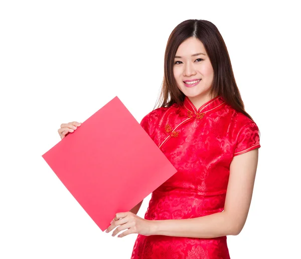 Woman with red paper — Stock Photo, Image