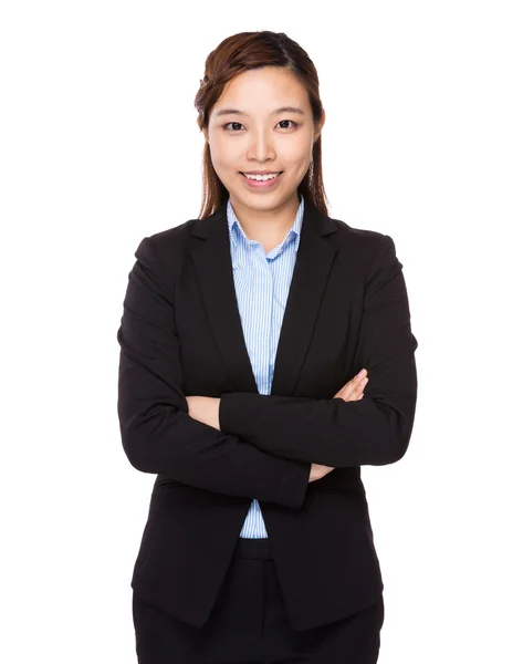 Femme d'affaires avec bras croisés — Photo