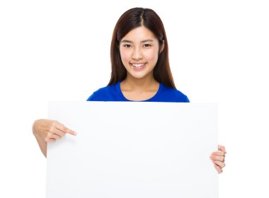 kadın ile beyaz bayrak