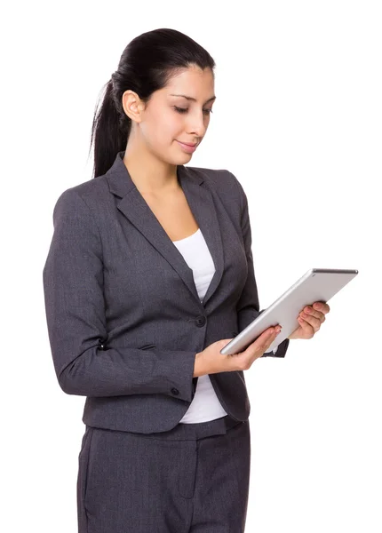 Beautiful brunette businesswoman — Stock Photo, Image