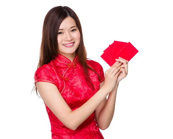 Ázsiai piros ruhás nő — Stock Fotó