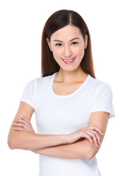 Woman with arms crossed — Stock Photo, Image