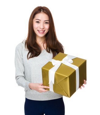 Asyalı genç kadın