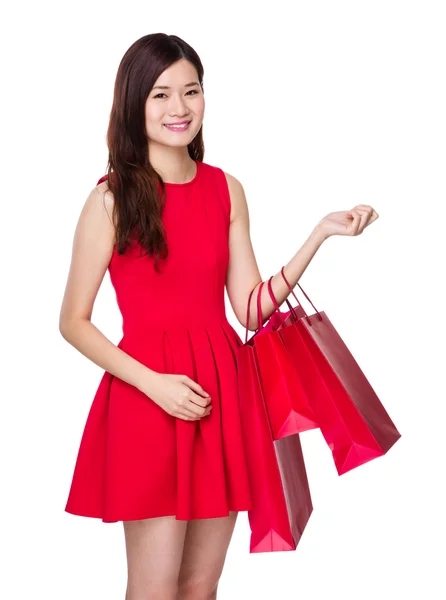 Asiatico donna in rosso abito — Foto Stock