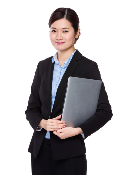 Mujer de negocios asiática en traje negro — Foto de Stock