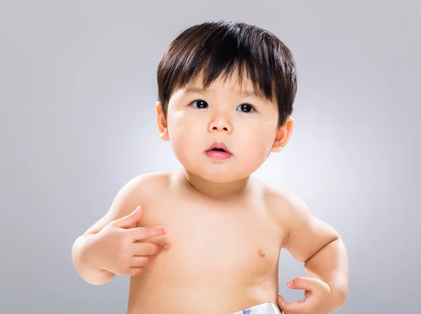 Asiatiska liten baby pojke — Stockfoto