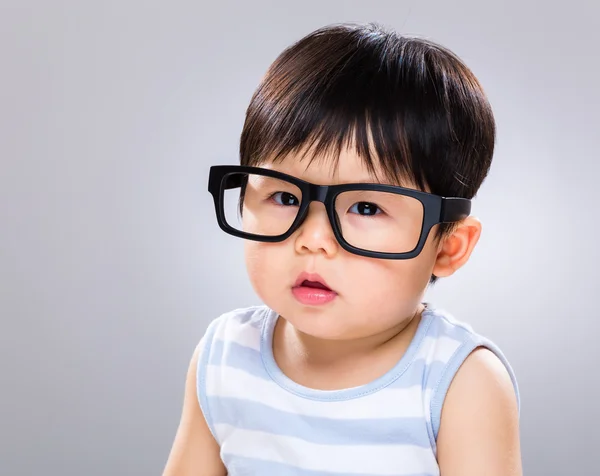 Asiático pequeño bebé niño — Foto de Stock