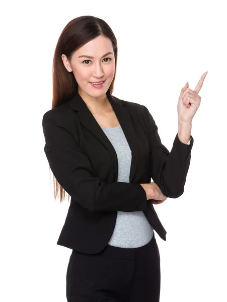 Mujer de negocios asiática en traje de negocios — Foto de Stock