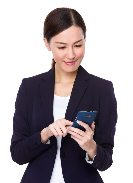 Mujer de negocios asiática en traje de negocios — Foto de Stock