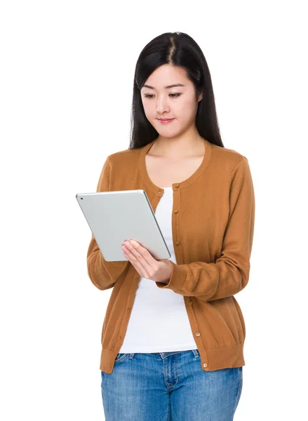 Asian woman in brown cardigan — Stock Photo, Image