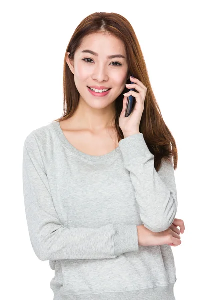 Woman talk on mobile phone — Stock Photo, Image