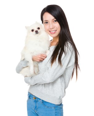 Onu köpek ile kadın kucaklama