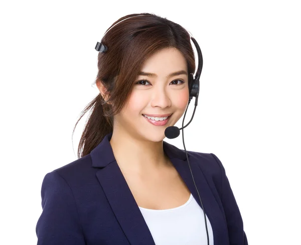 Asiatiska kvinnliga call center operatör — Stockfoto