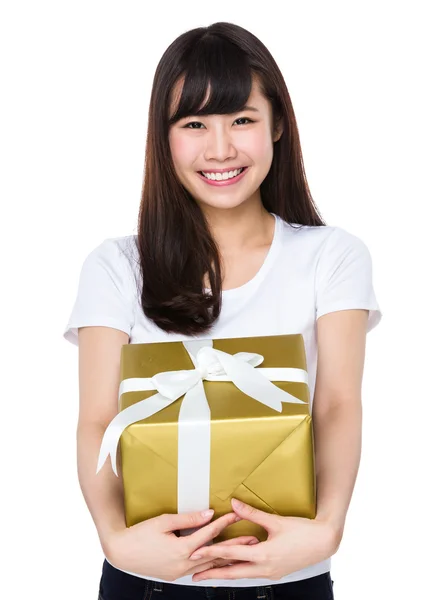 Woman with big gift — Stock Photo, Image
