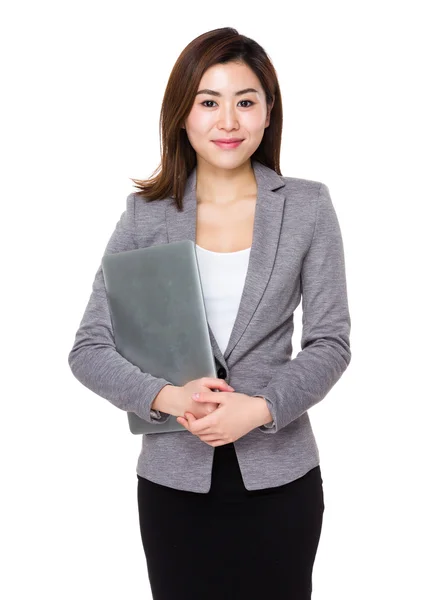 Mujer de negocios asiática en traje gris — Foto de Stock